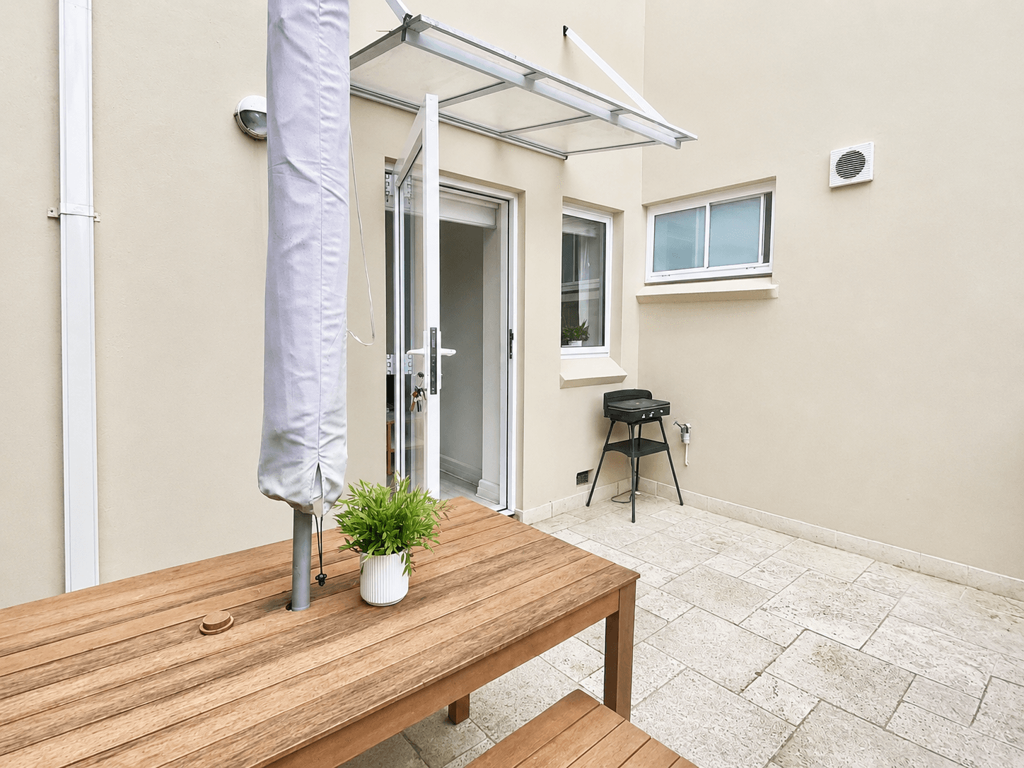 Central Bondi Garden Unit — photo 12 of 12